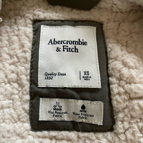 Abercrombie Parka brand new! - Picture 5 of 5